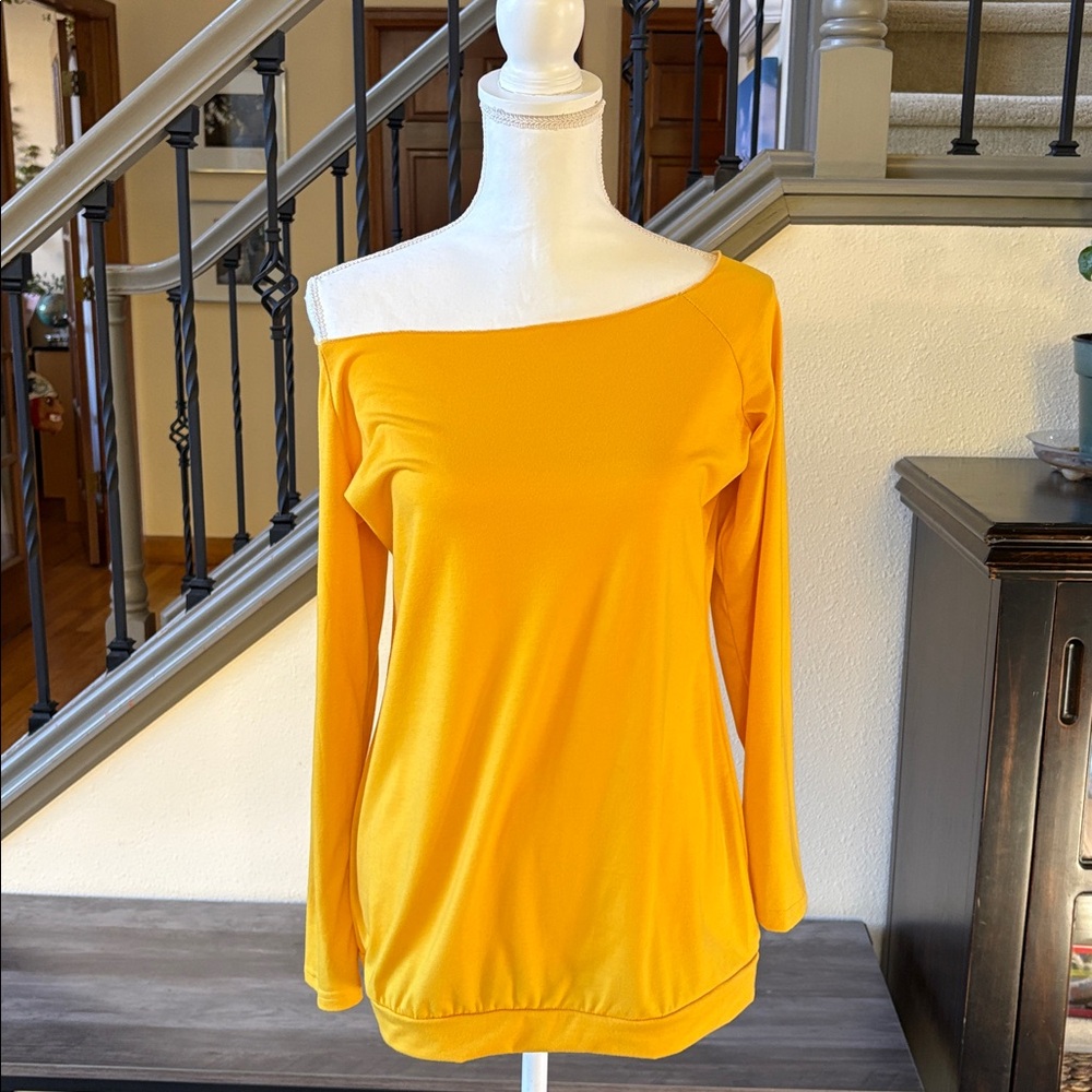 SHEIN Long Sleeve Yellow Top Size Small